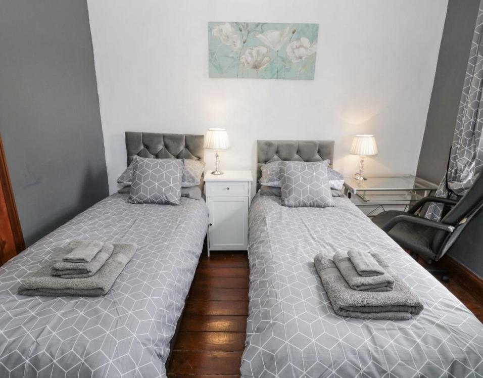 Lovely Comfortable 3 Bed Home, Worcester Exterior foto